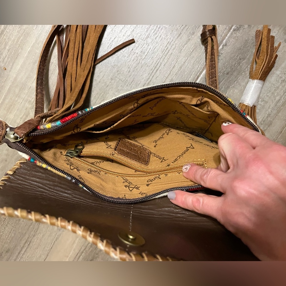 American darling saddle blanket with hair on hide crossbody purse - Picture 8 of 10